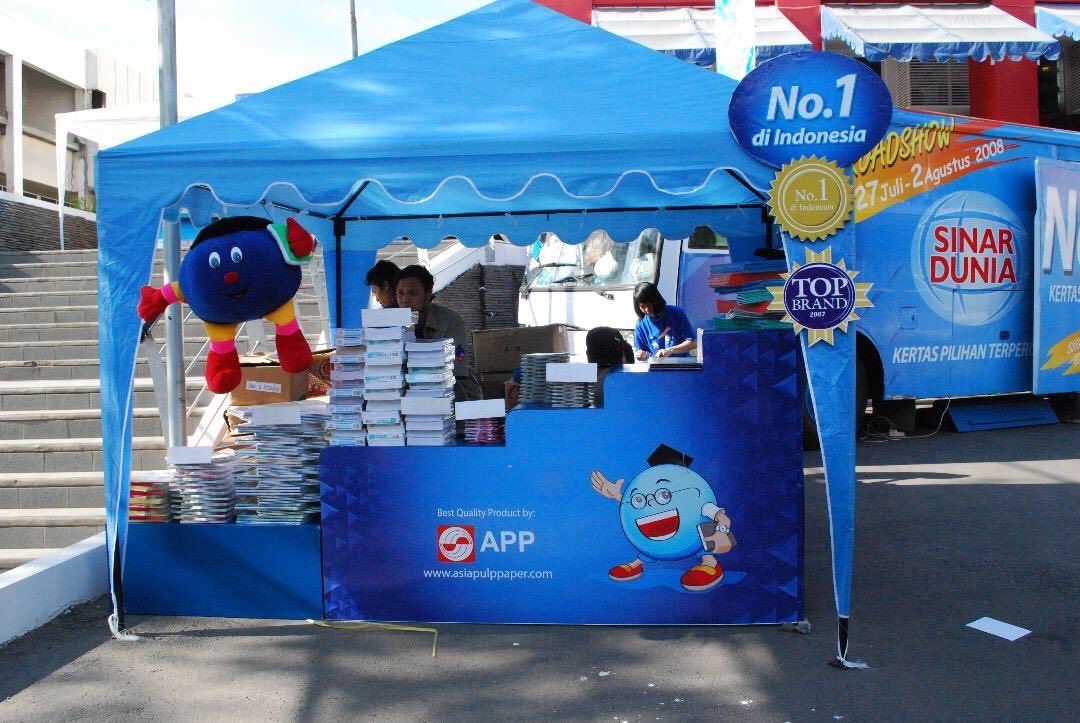 Roadshow Sinar Dunia Booth